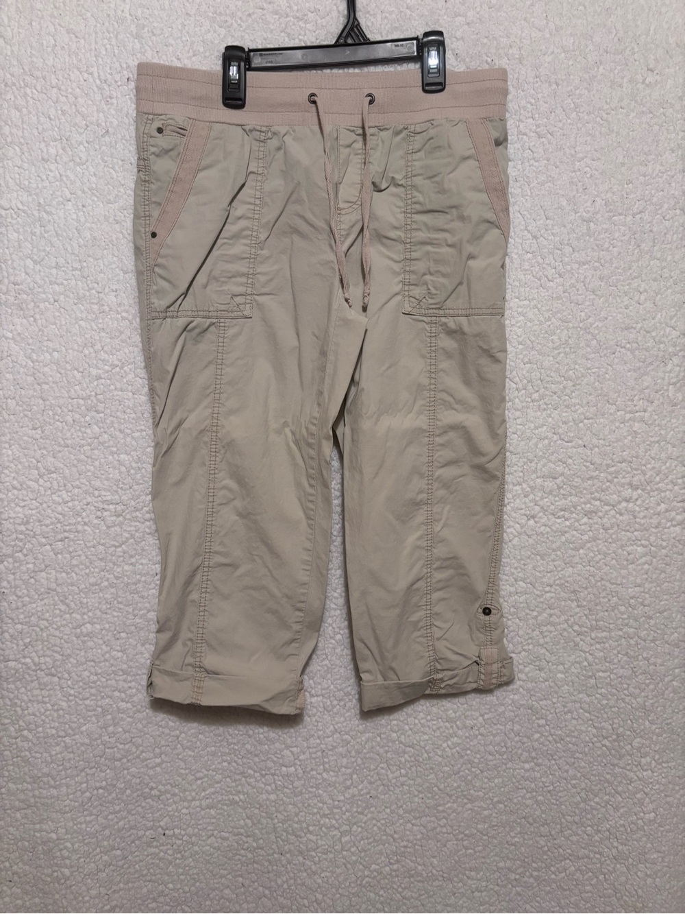 Women’s Casual Khaki/Tan Capris Pants